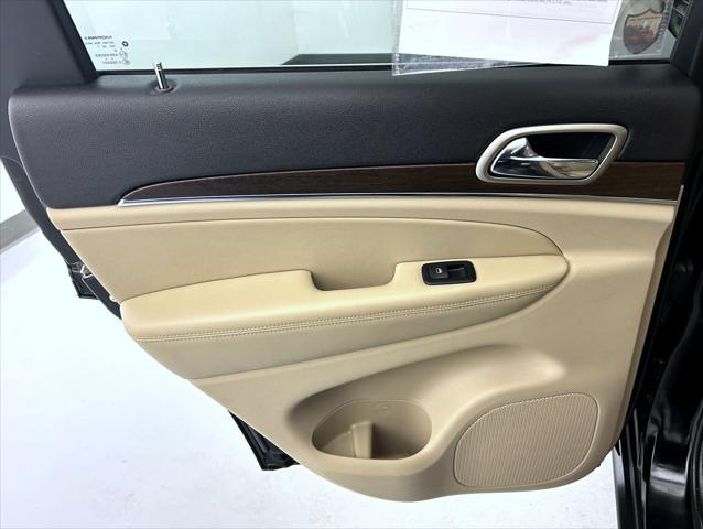 used 2017 Jeep Grand Cherokee car, priced at $15,831