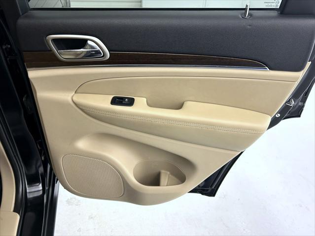 used 2017 Jeep Grand Cherokee car, priced at $15,831