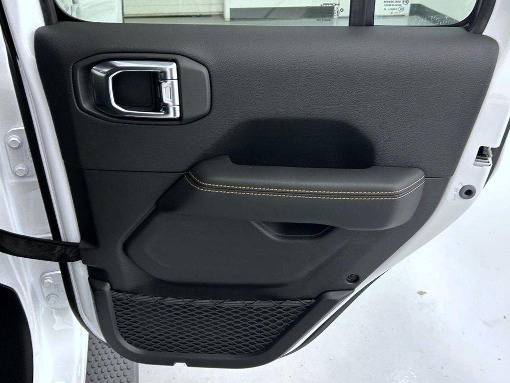 new 2025 Jeep Wrangler car, priced at $56,338