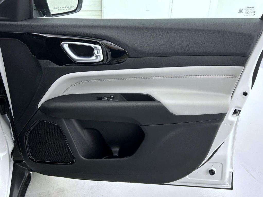 new 2026 Jeep Compass car, priced at $32,895