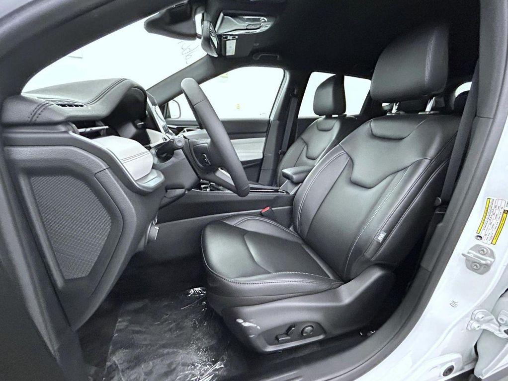 new 2026 Jeep Compass car, priced at $32,895