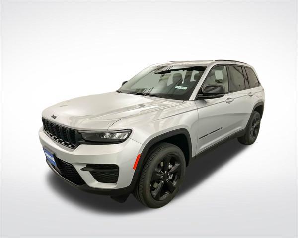 new 2025 Jeep Grand Cherokee car, priced at $43,661