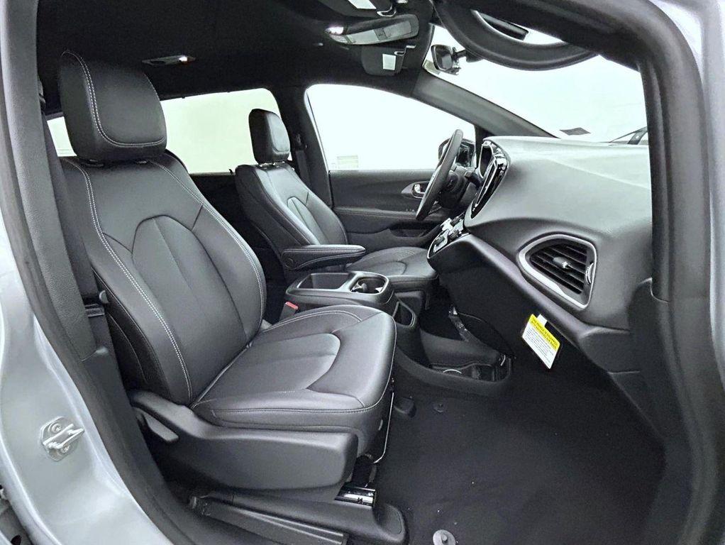 new 2026 Chrysler Voyager car, priced at $38,994