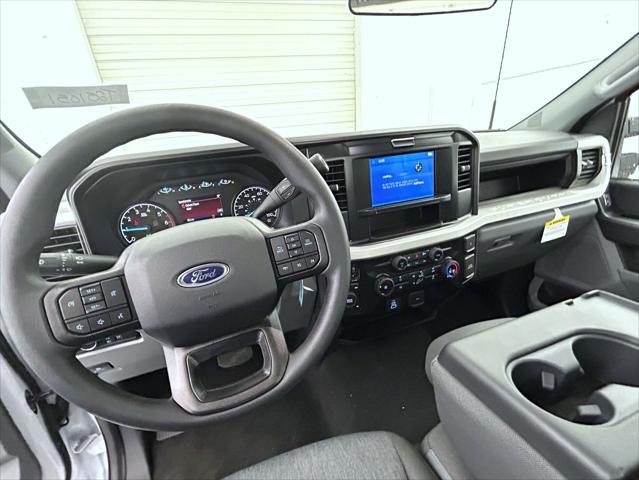 new 2025 Ford F-350 car