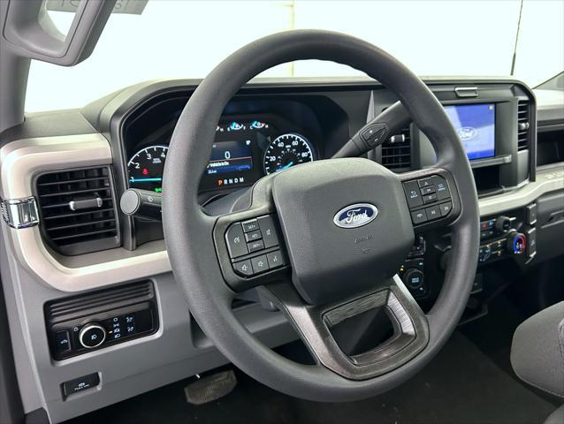 new 2025 Ford F-350 car