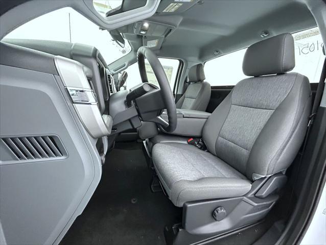 new 2025 Ford F-350 car