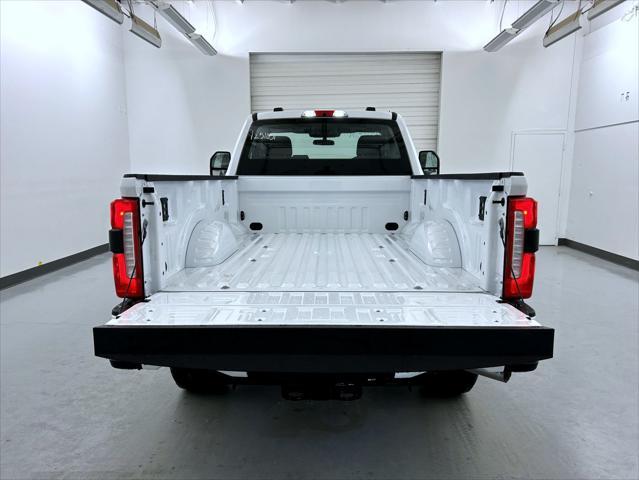 new 2025 Ford F-350 car