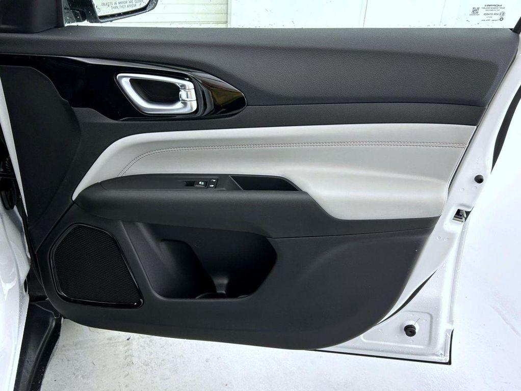 new 2026 Jeep Compass car, priced at $33,235