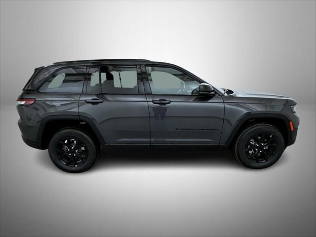 new 2025 Jeep Grand Cherokee car, priced at $40,903