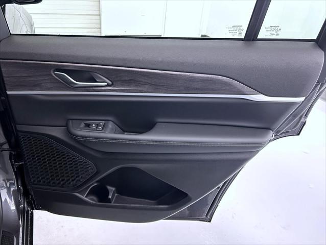 new 2025 Jeep Grand Cherokee L car, priced at $46,971