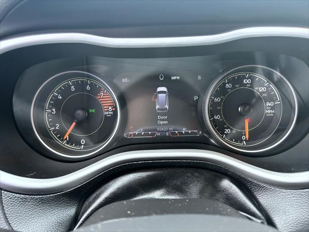 used 2018 Jeep Cherokee car, priced at $18,838