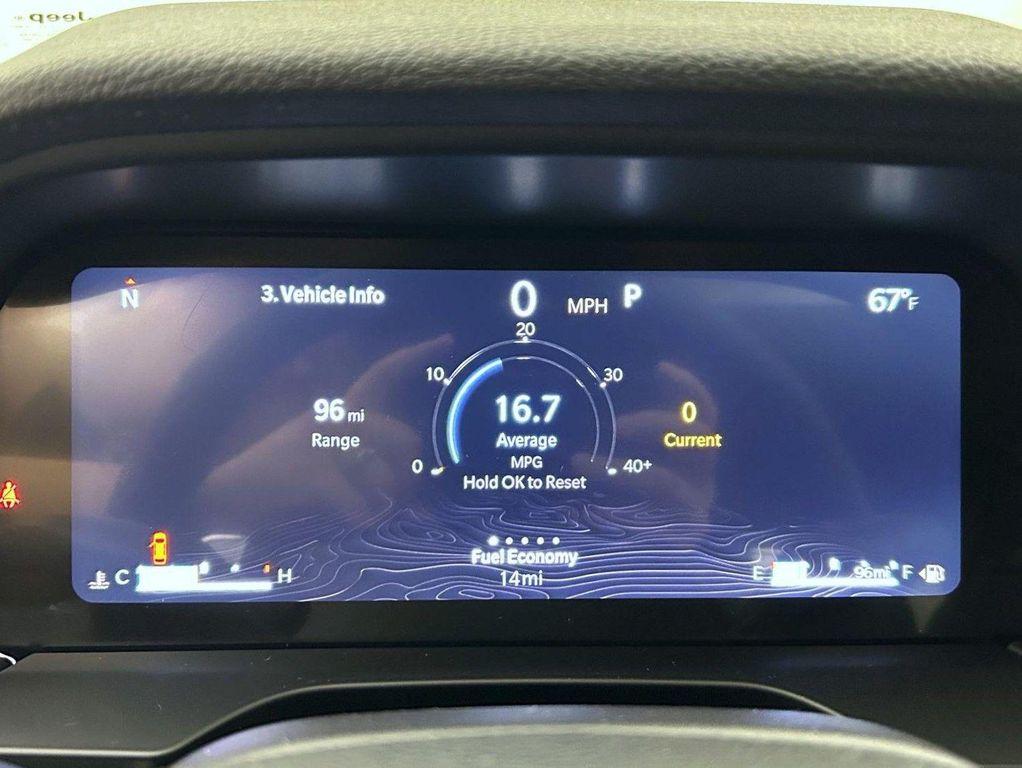 new 2025 Jeep Grand Cherokee car, priced at $37,562