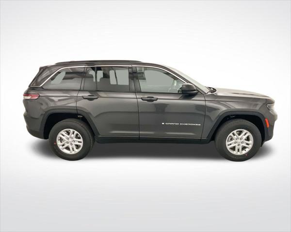 new 2025 Jeep Grand Cherokee car, priced at $39,203