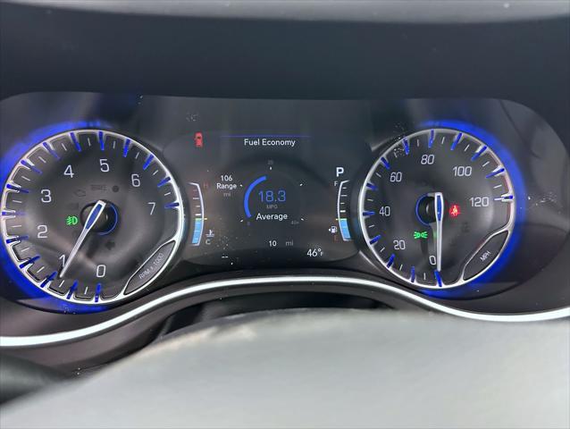 new 2025 Chrysler Pacifica car, priced at $45,404