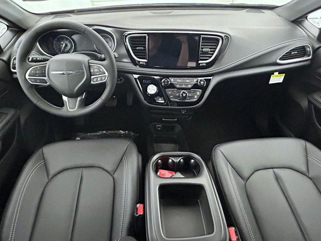 new 2026 Chrysler Pacifica car, priced at $39,745