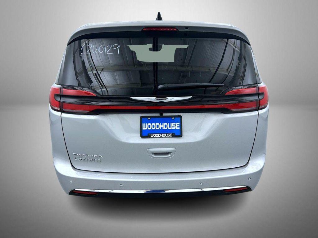 new 2026 Chrysler Pacifica car, priced at $39,745