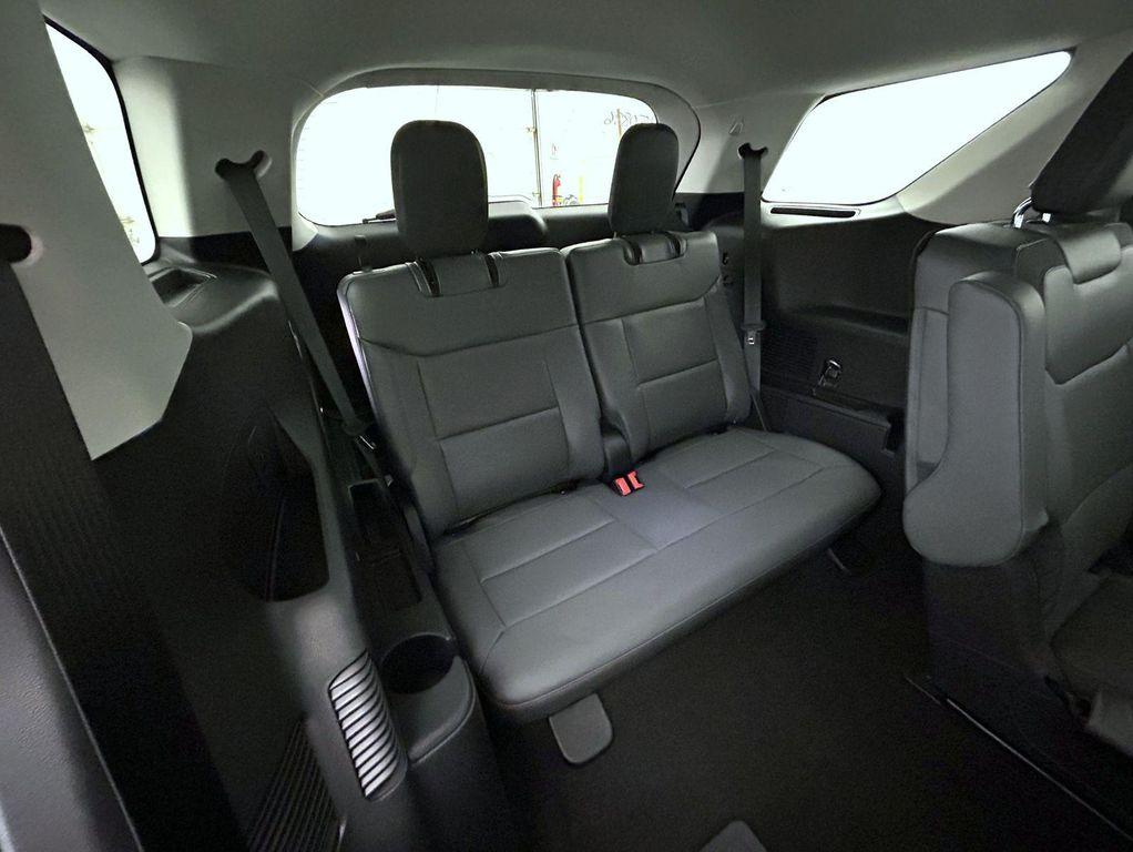 new 2025 Ford Explorer car