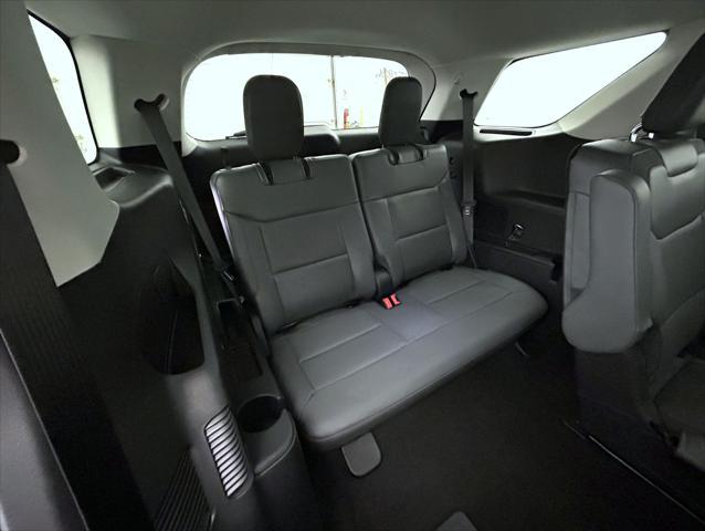 new 2025 Ford Explorer car