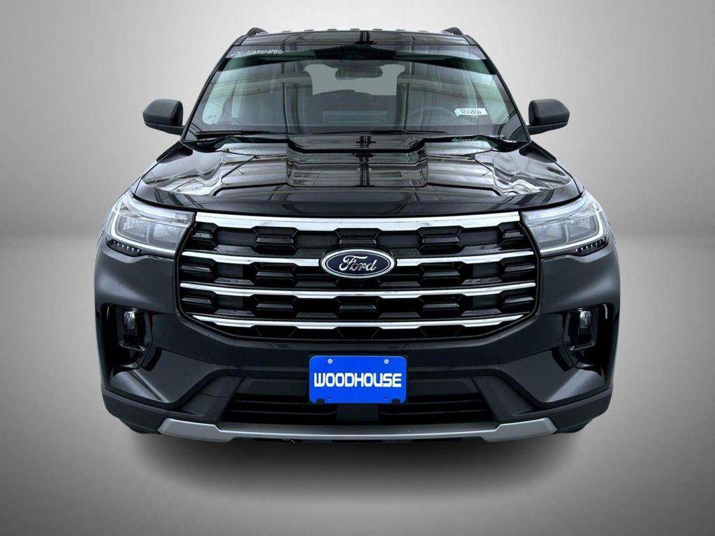 new 2025 Ford Explorer car