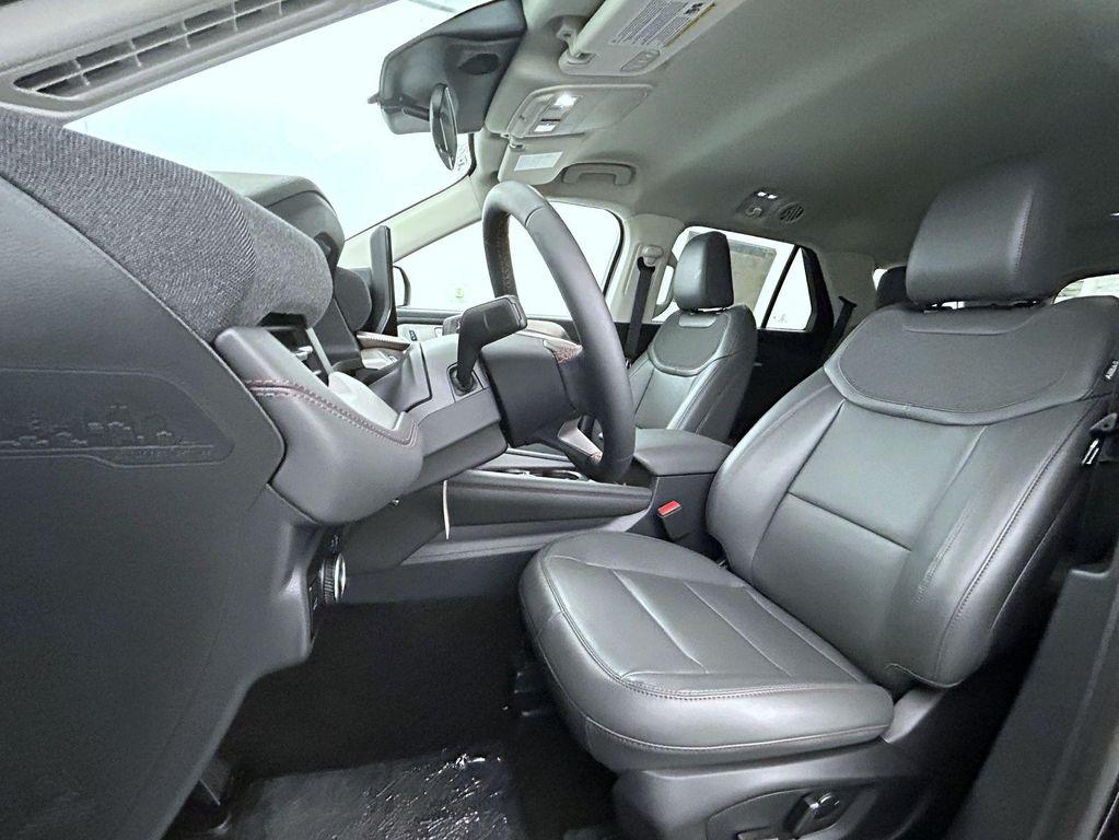 new 2025 Ford Explorer car