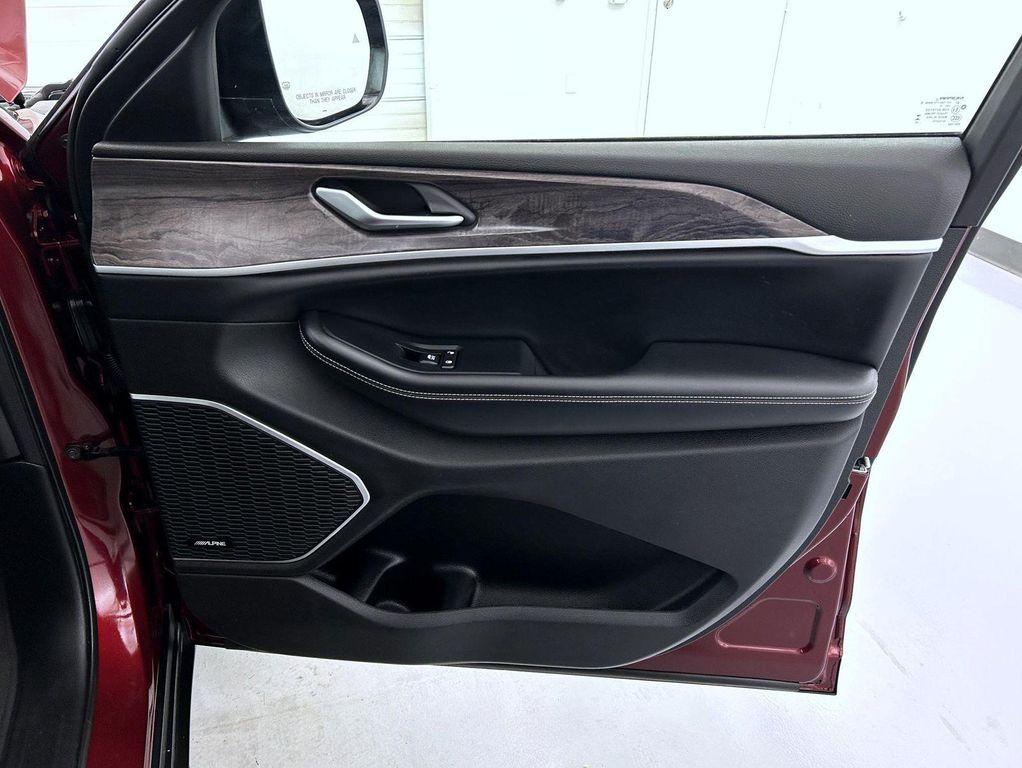 used 2023 Jeep Grand Cherokee 4xe car, priced at $28,089