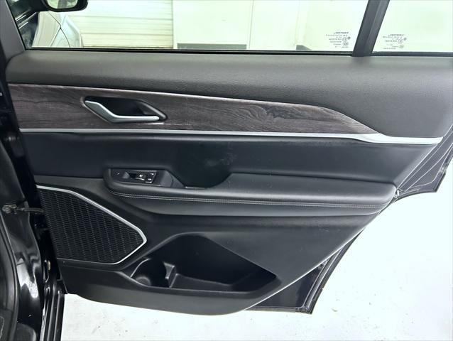 used 2022 Jeep Grand Cherokee L car, priced at $31,423