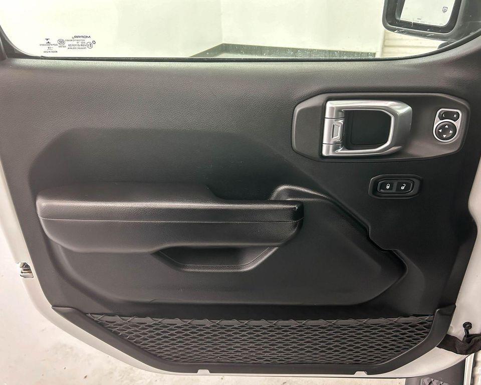 used 2020 Jeep Gladiator car, priced at $27,224