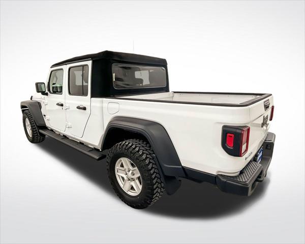 used 2020 Jeep Gladiator car, priced at $27,224