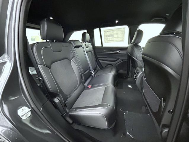 new 2025 Jeep Grand Cherokee car, priced at $44,403