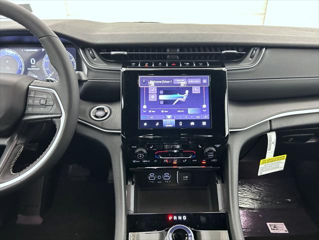 new 2025 Jeep Grand Cherokee car, priced at $44,403