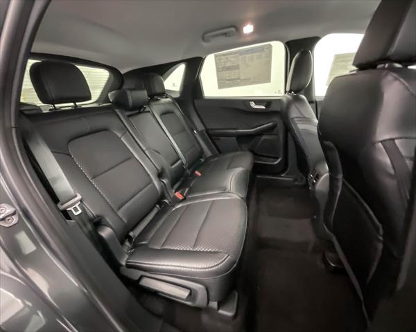 new 2025 Ford Escape PHEV car