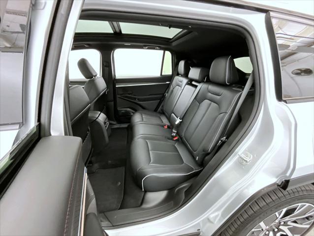 new 2025 Jeep Wagoneer S car, priced at $47,068