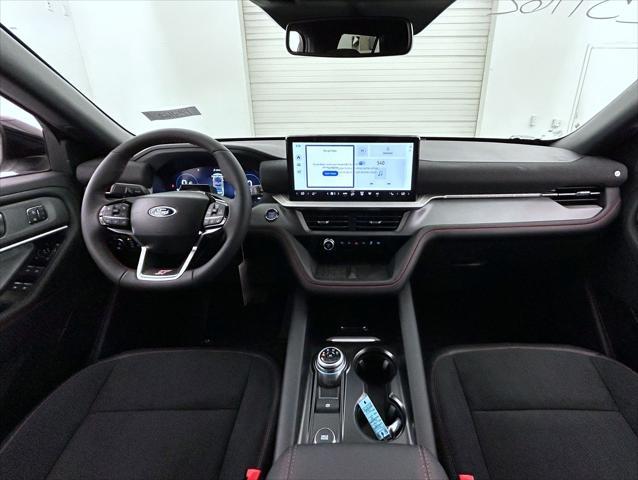 new 2025 Ford Explorer car