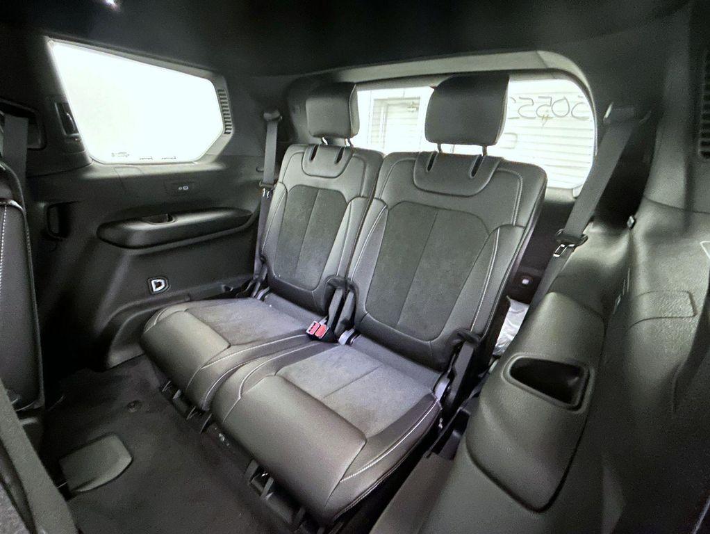 new 2025 Jeep Grand Cherokee L car, priced at $44,276