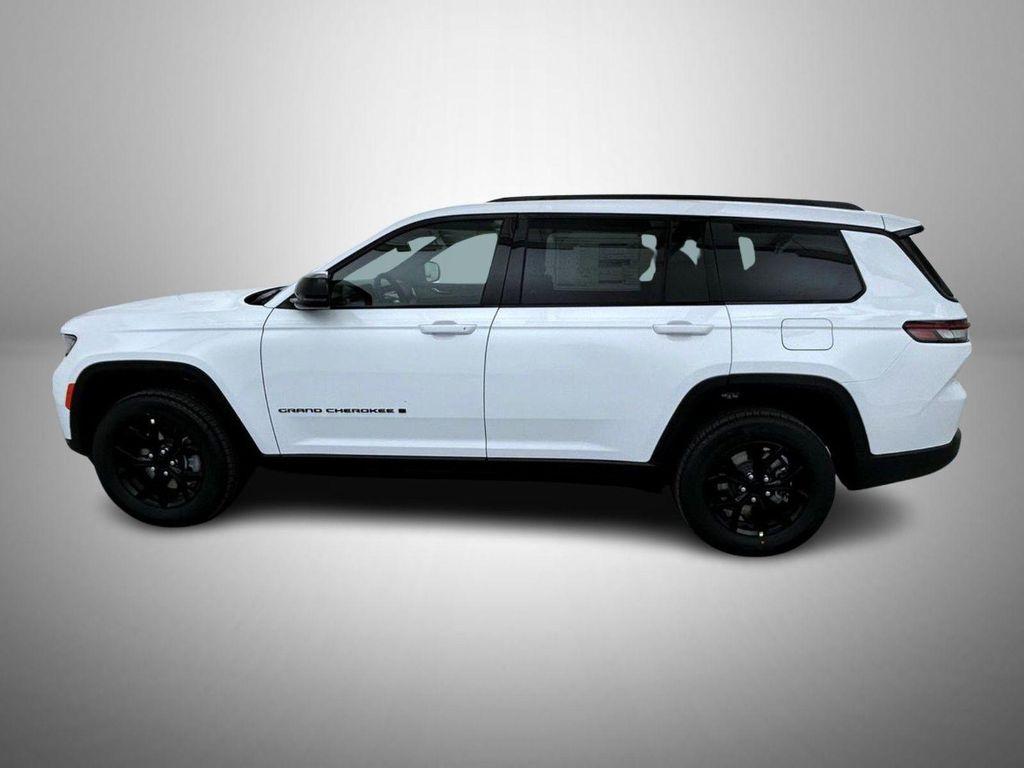 new 2025 Jeep Grand Cherokee L car, priced at $44,276