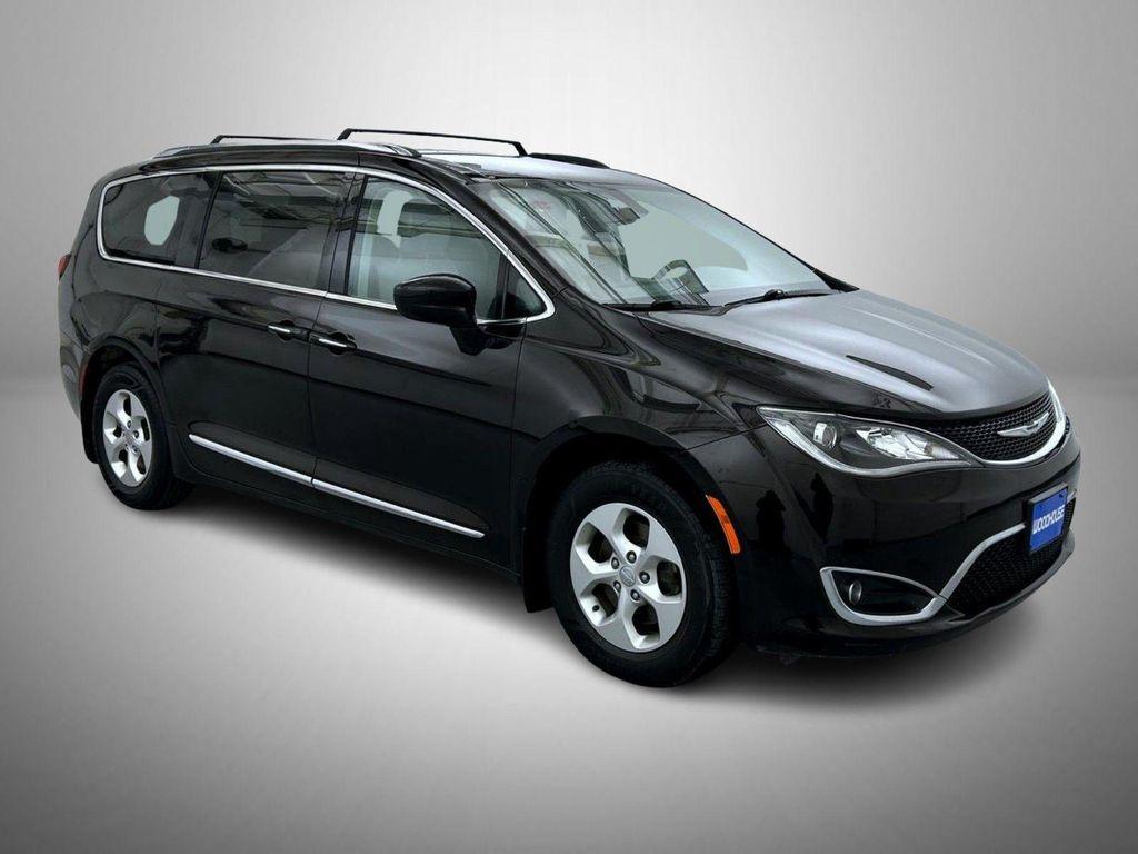 used 2017 Chrysler Pacifica car, priced at $12,703