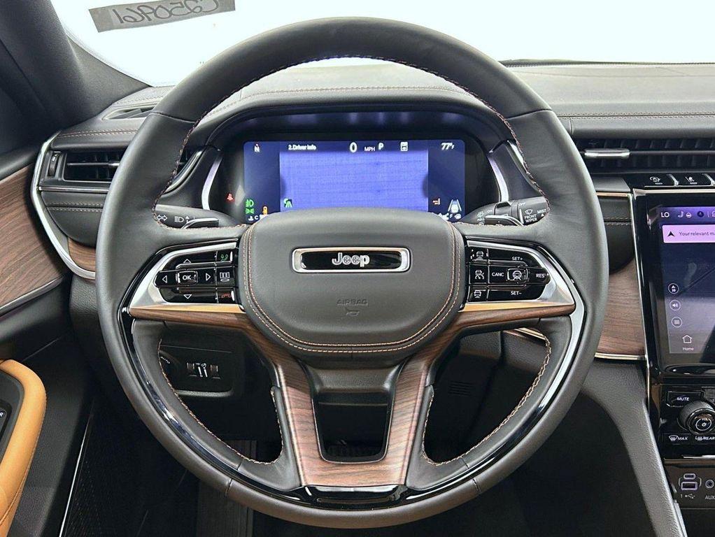 new 2025 Jeep Grand Cherokee car, priced at $57,515