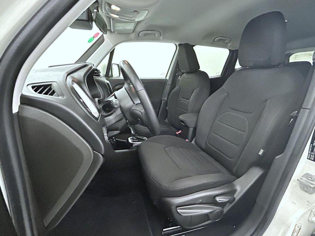 used 2021 Jeep Renegade car, priced at $13,306