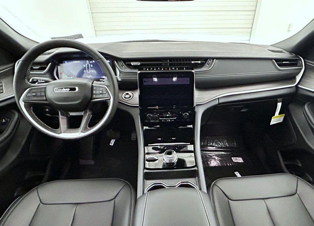 new 2025 Jeep Grand Cherokee L car, priced at $46,445
