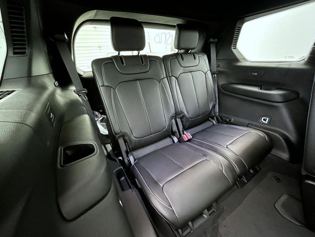 new 2025 Jeep Grand Cherokee L car, priced at $46,445