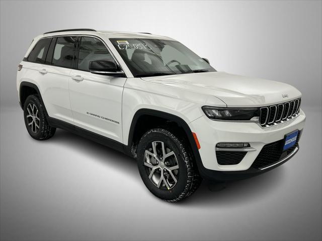 new 2025 Jeep Grand Cherokee car, priced at $40,456