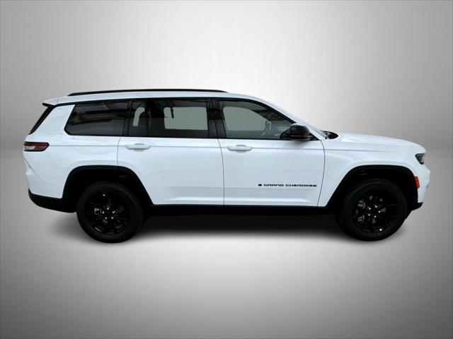 new 2025 Jeep Grand Cherokee L car, priced at $42,762
