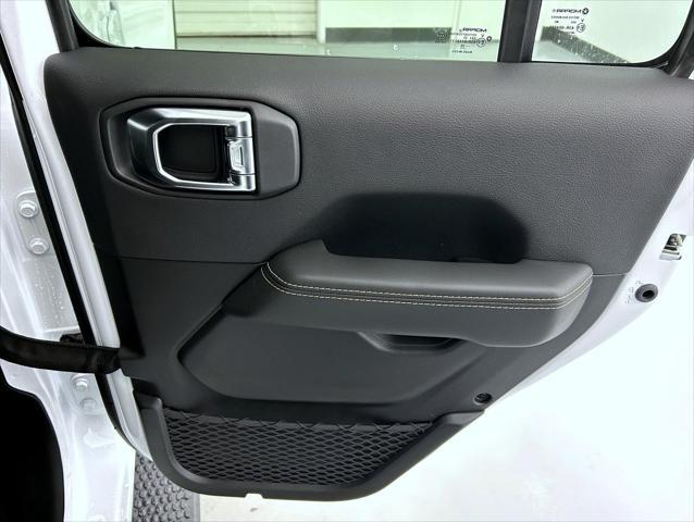 new 2025 Jeep Wrangler car, priced at $54,249