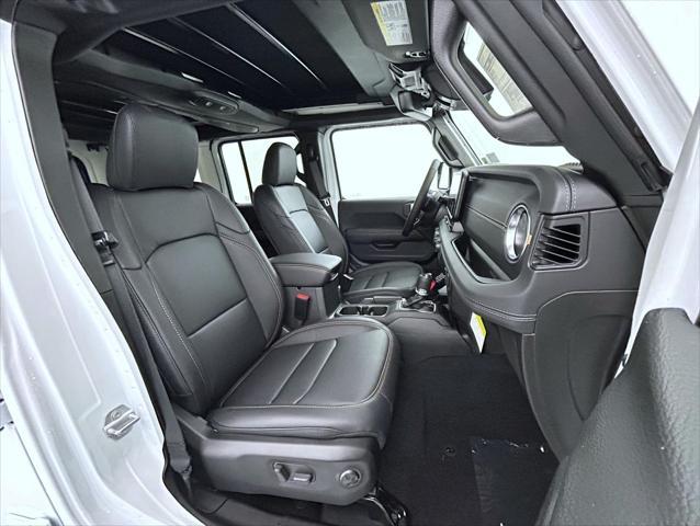 new 2025 Jeep Wrangler car, priced at $54,249