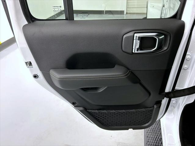 new 2025 Jeep Wrangler car, priced at $54,249
