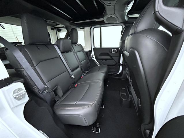 new 2025 Jeep Wrangler car, priced at $54,249