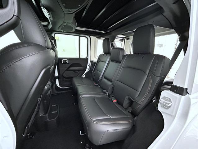 new 2025 Jeep Wrangler car, priced at $54,249