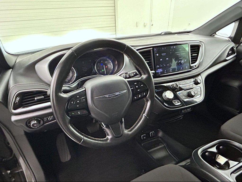 used 2021 Chrysler Pacifica car, priced at $21,027