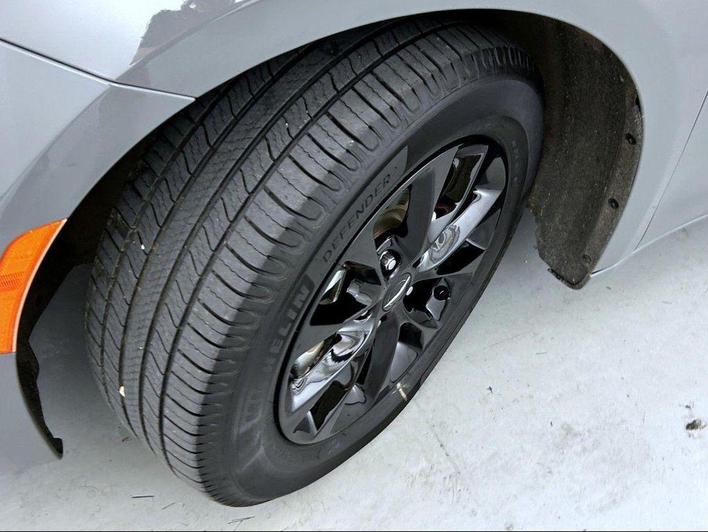 used 2021 Chrysler Pacifica car, priced at $21,027