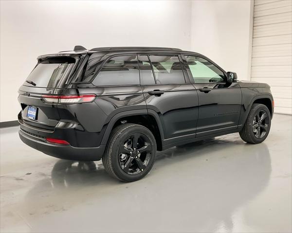 new 2025 Jeep Grand Cherokee car, priced at $41,770